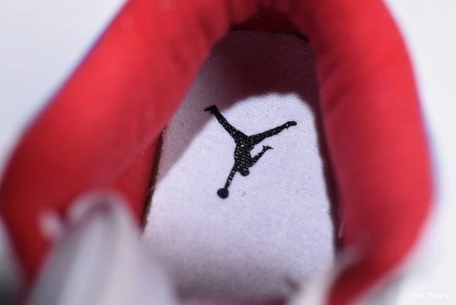 Kick Theory Korea AV8370-100 Air Jordan Seoul 3 Retro 0725